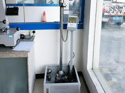 力美設(shè)備-落球沖擊試驗機